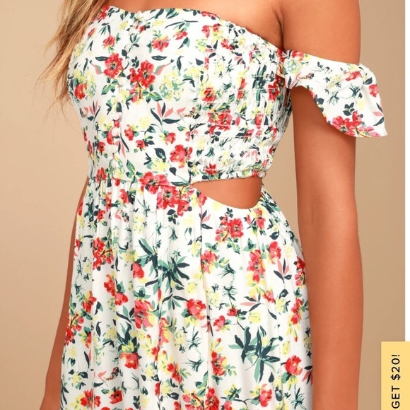Nwt lulus floral dress - Picture 3 of 7